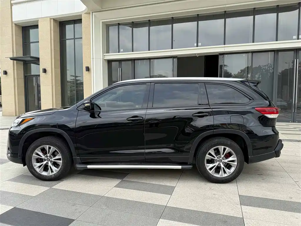 Toyota Highlander 2018 2.0T 2WD Elite 7-seater (China V) фото 11