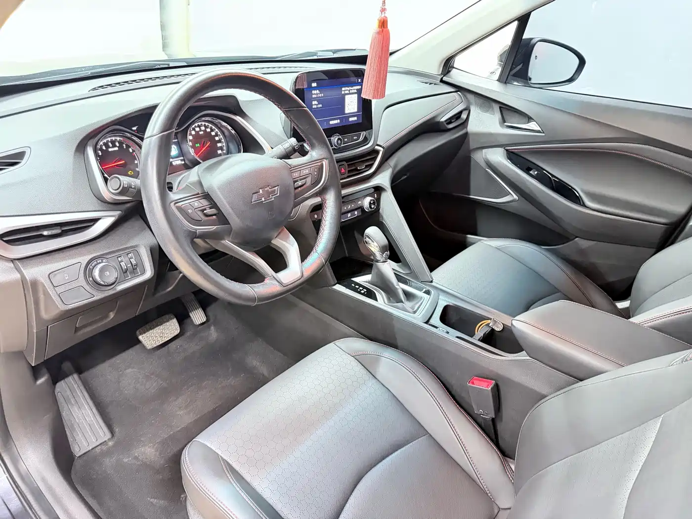 Chevrolet Volando 2020 Mild Hybrid Redline 530T Automatic Premium Edition (5+2 seater) фото 16