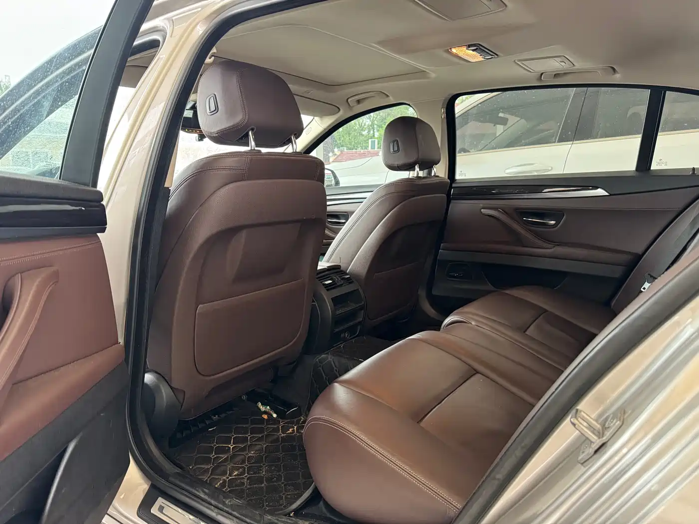 BMW 5 Series 2014 525Li Luxury Design Package фото 4