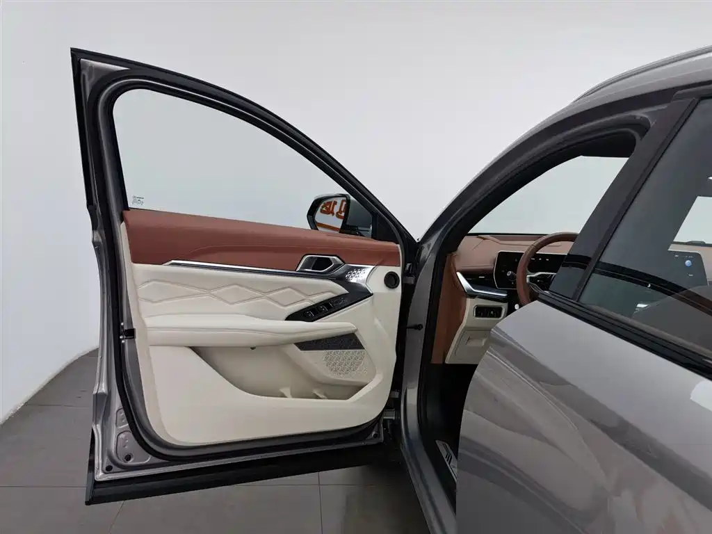 Haval Shenshou 2022 2.0T Smart Premium AWD Edition фото 8
