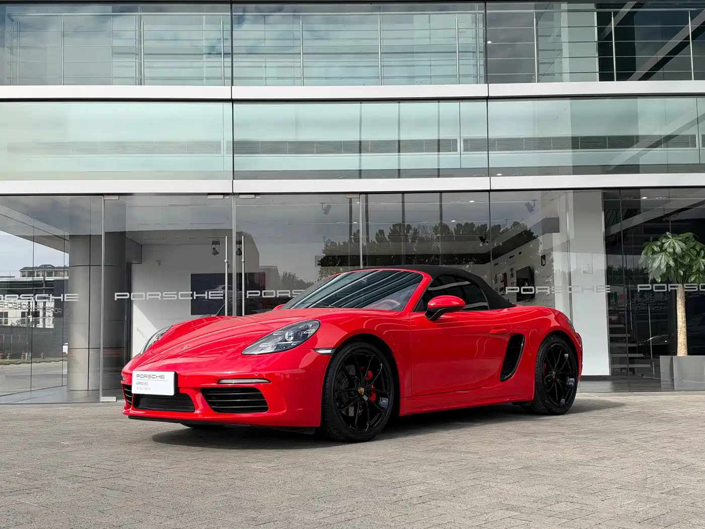 PORSCHE 718