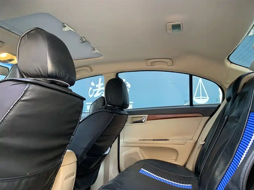 Photo 9 - Roewe 350