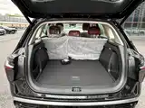 Фото 13 - Hongqi HS3 PHEV