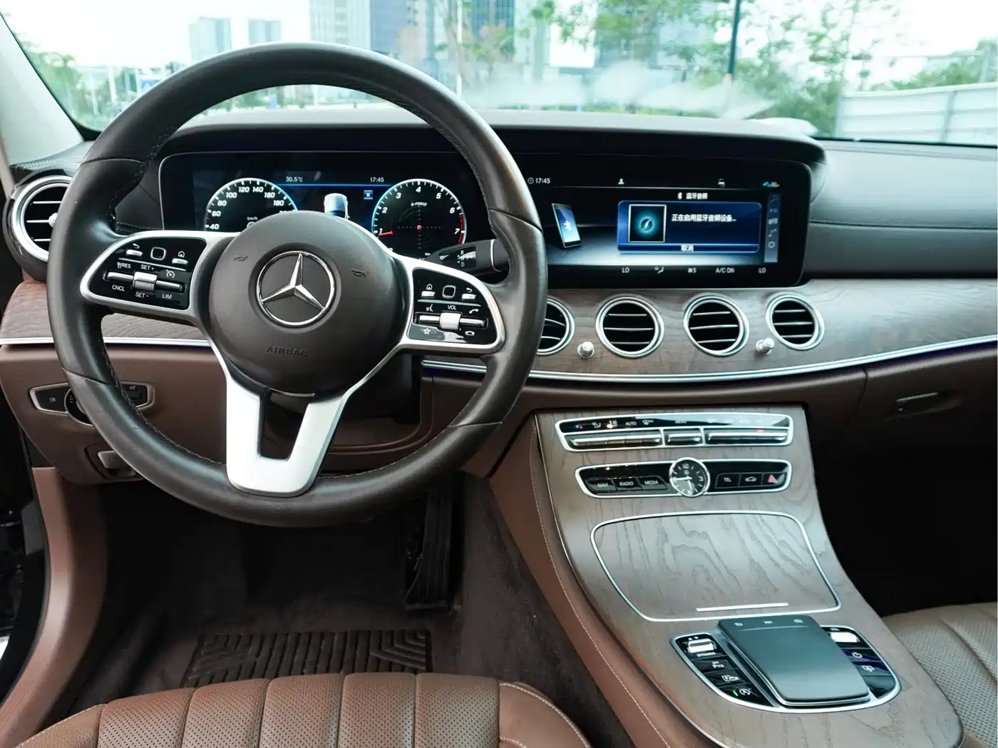 Mercedes-Benz E-Class 2020 Facelift E 300 L Exclusive фото 23