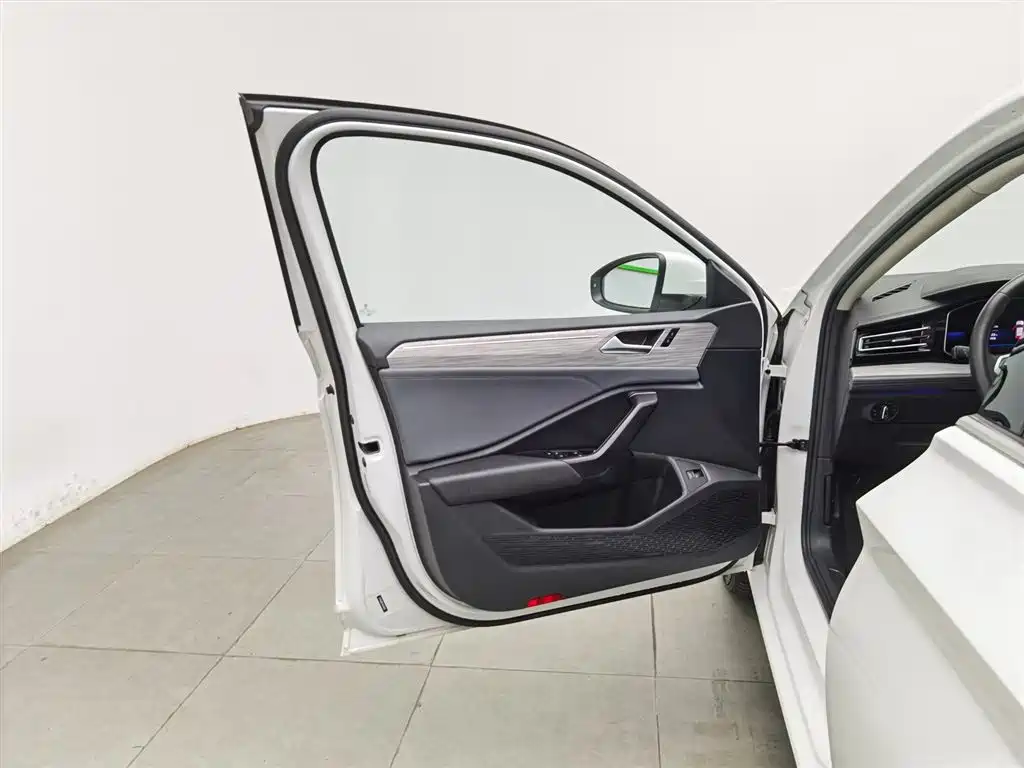 Volkswagen Sagitar 2023 280TSI DSG Beyond Lite фото 8