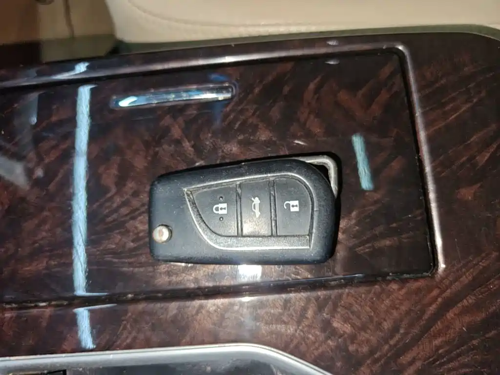 Фото 9 - Toyota Camry