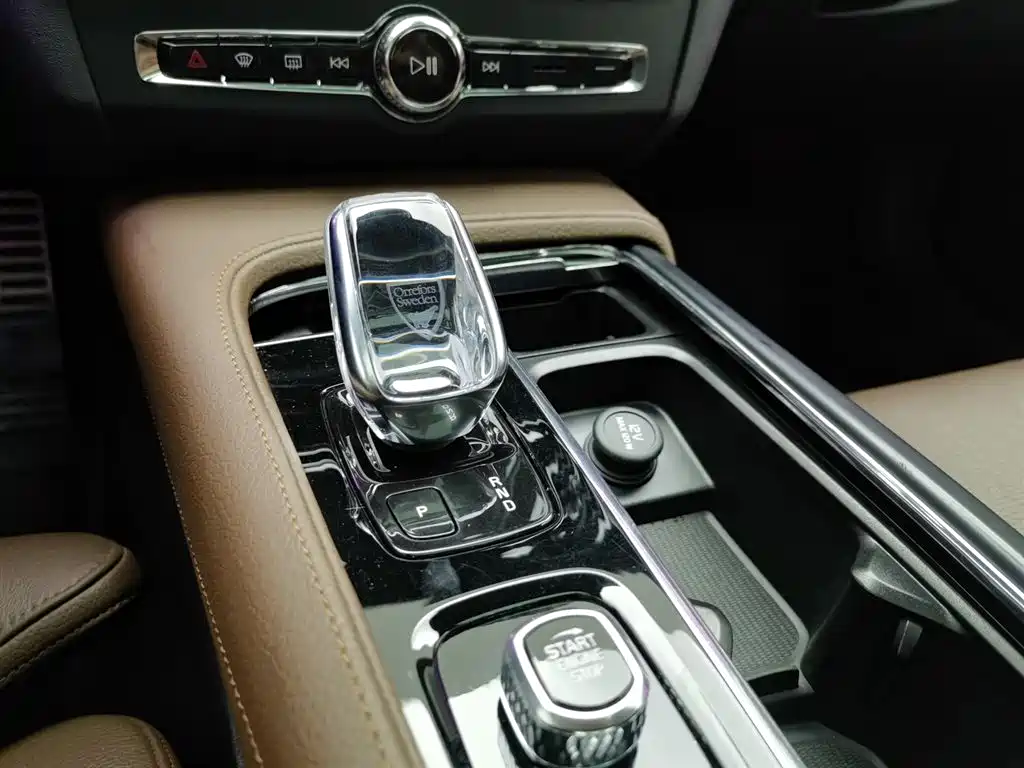 Volvo S90 2021 Model B5 Inscription Luxury Edition фото 13