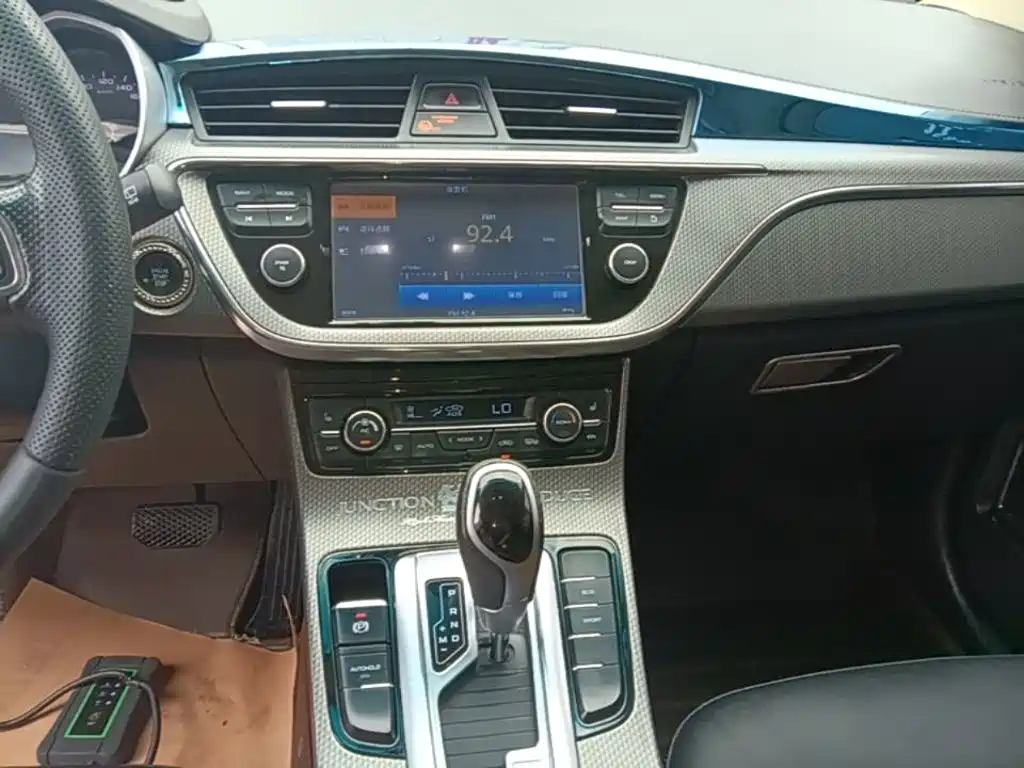 Geely Emgrand GS 2016 2016 Elegant Edition 1.3T Automatic Premium Type