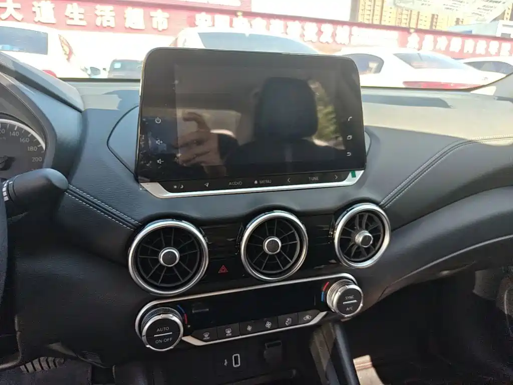 Nissan SYLPHY, миниатюра 13