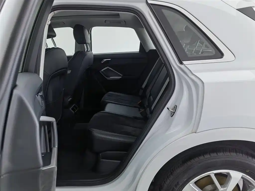 Audi Q3 2019 35 TFSI Progressive Sport фото 15