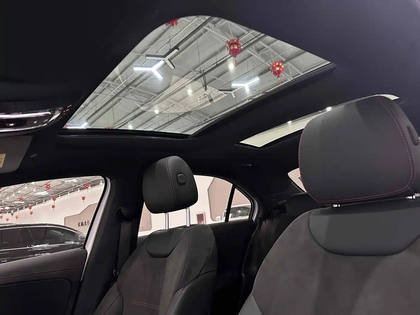 Mercedes-Benz A-Class 2023 A 200 L Fashion фото 9