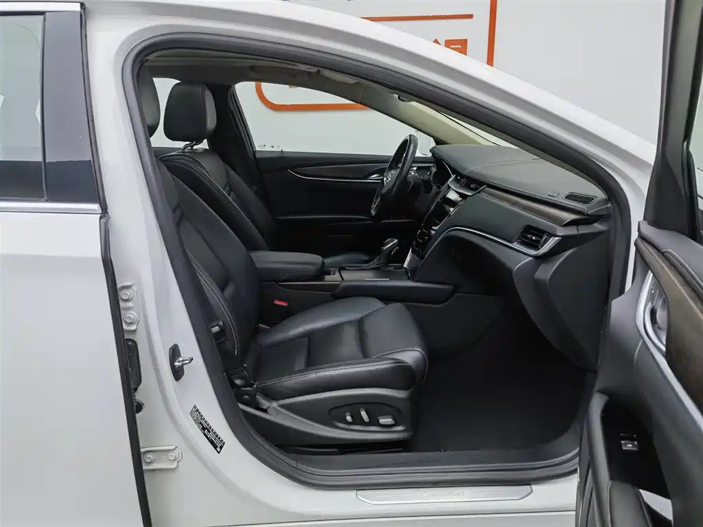 Cadillac XTS 2018 28T Elite фото 23