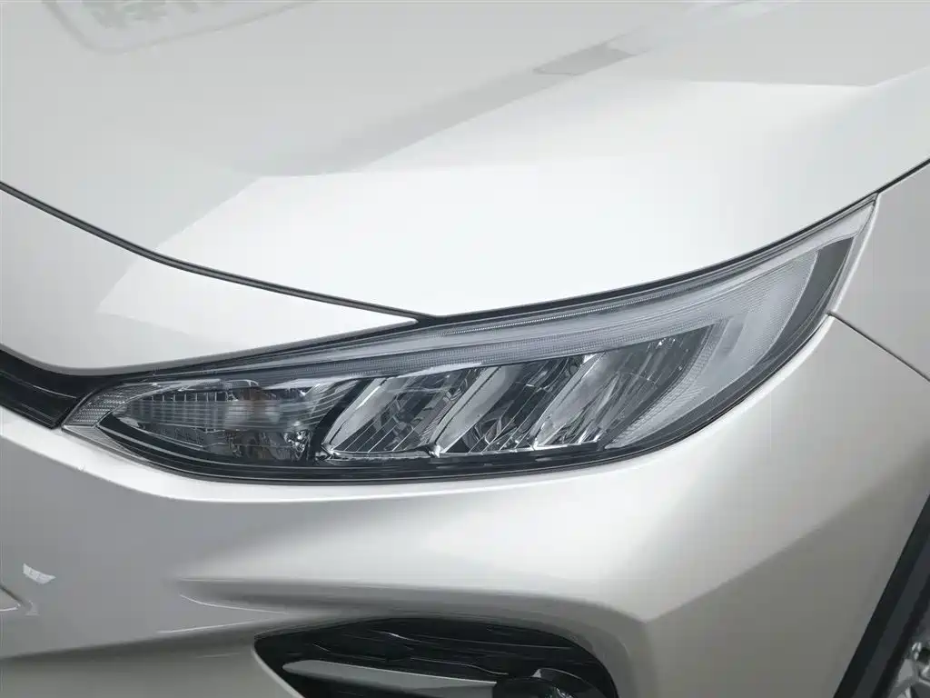 Toyota Wildlander 2023 2.0L CVT FWD Urban фото 7