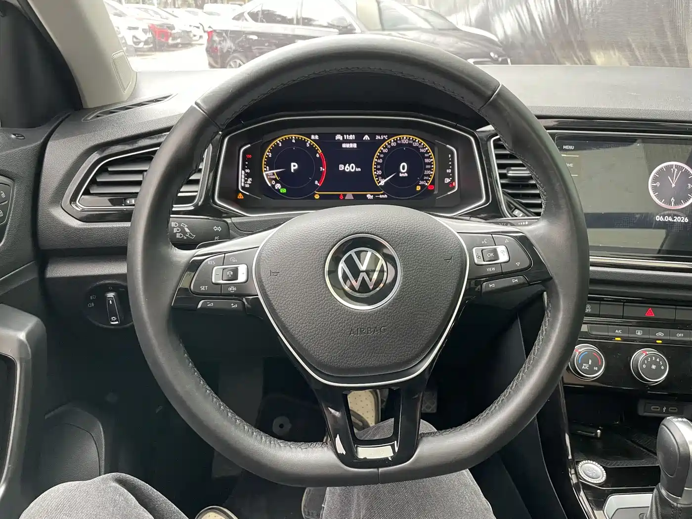 VOLKSWAGEN T ROC EXPLORING SONGS