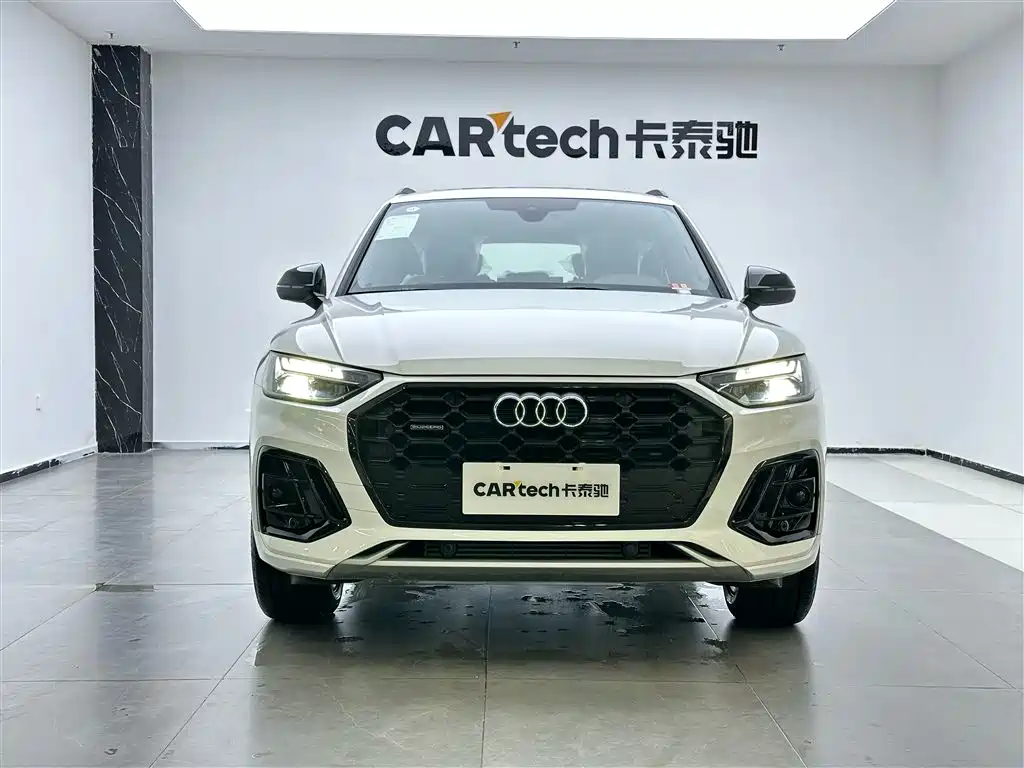 Audi Q5L 2024 Model 40 TFSI Luxury Dynamic фото 2