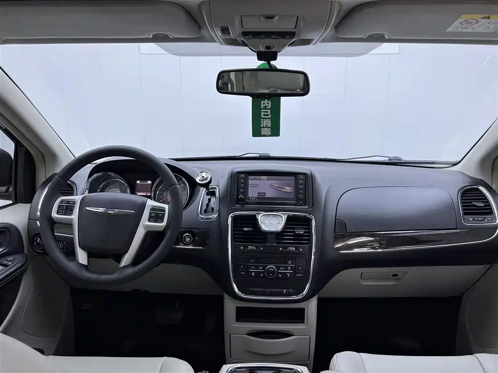 Chrysler Grand Voyager (Import) 2015 2014 3.6L Comfort Edition