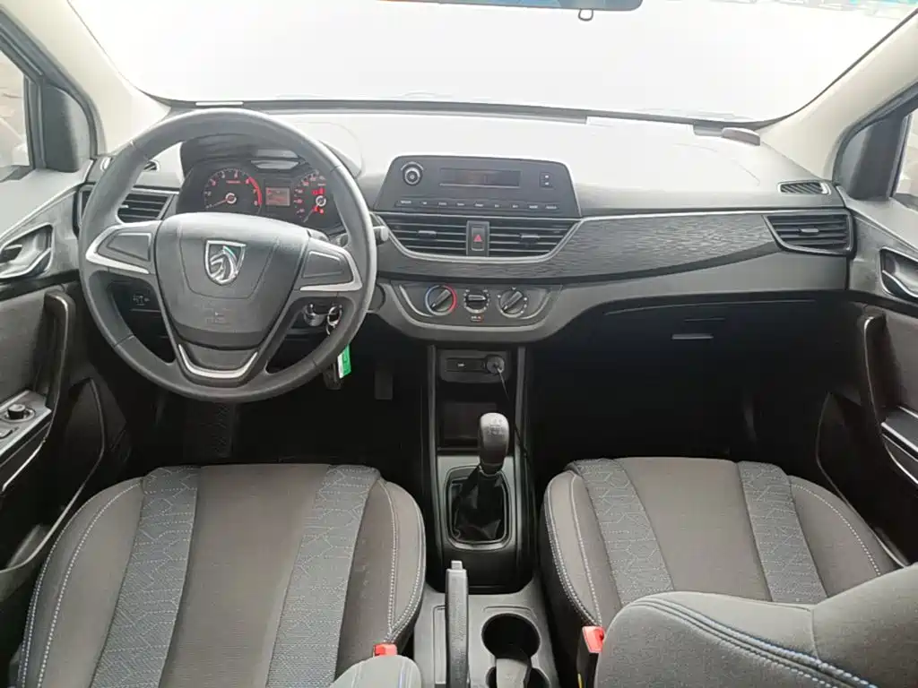 Baojun 310 2020 2020 1.2L Manual Comfort Edition
