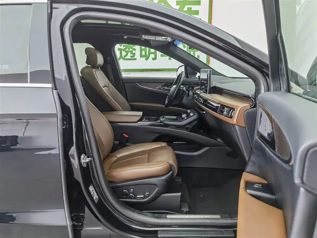 Lincoln Nautilus 2021 2.7T AWD Prestige Edition фото 23