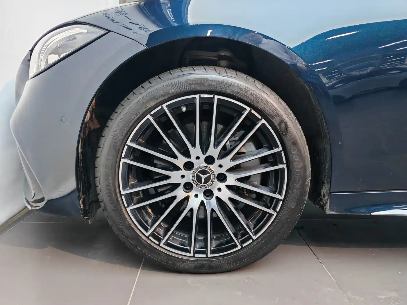 Mercedes-Benz C-Class 2025 2026 C 260 L Sport