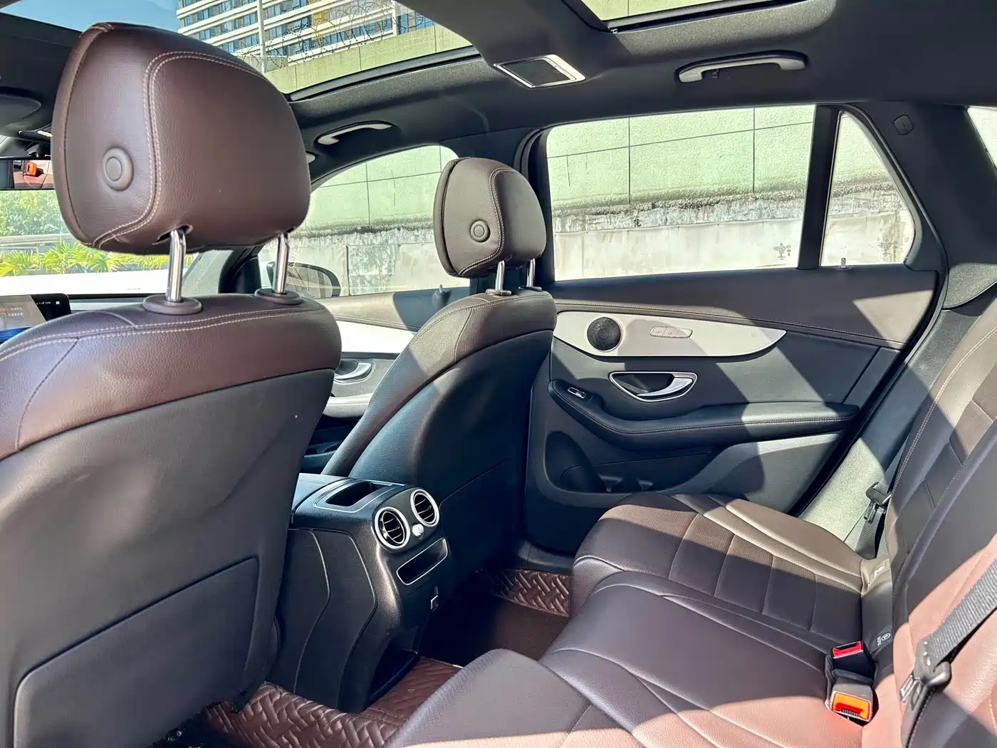 Mercedes-Benz GLC 2022 Facelift III GLC 260 L 4MATIC Dynamic фото 9
