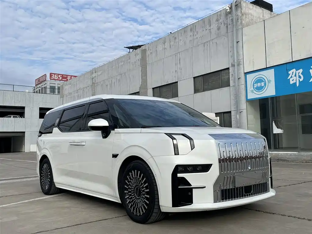 ZEEKR EXTREME KRYPTON 009