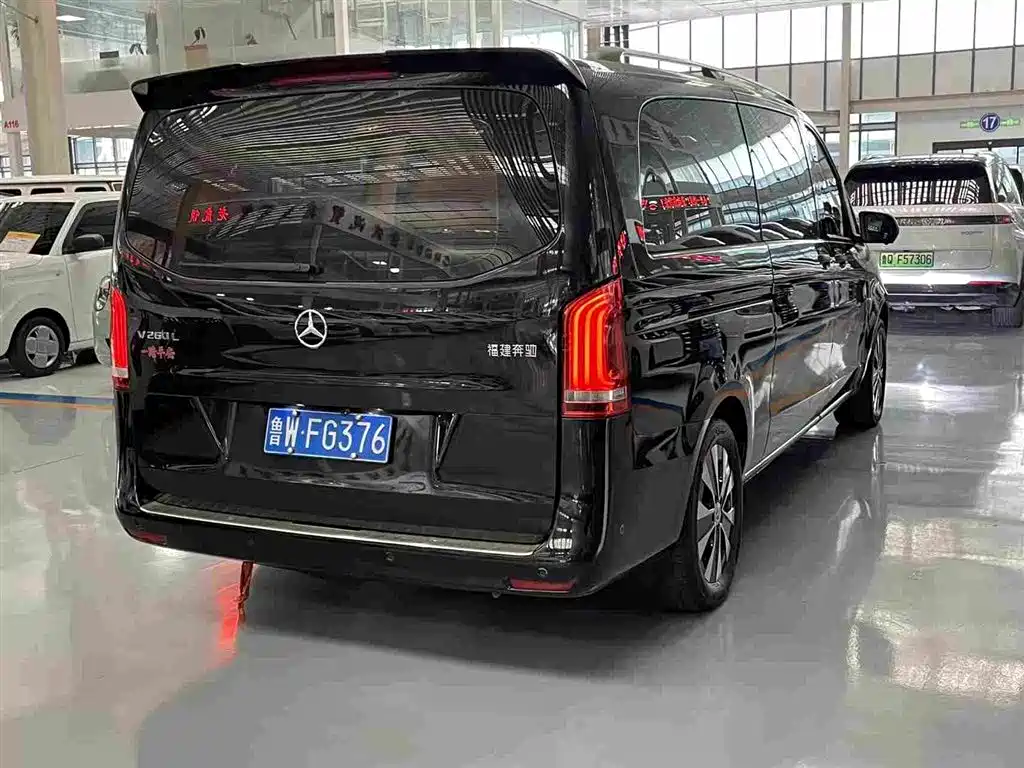 Mercedes-Benz Vito 2021 2.0T Business Edition 7-seater фото 12