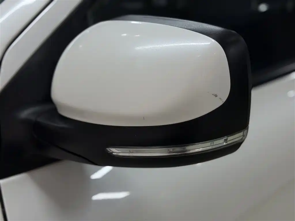 Jiangling Yuhu 9 2022 2022 2.0T Automatic Gasoline 4WD Comfort
