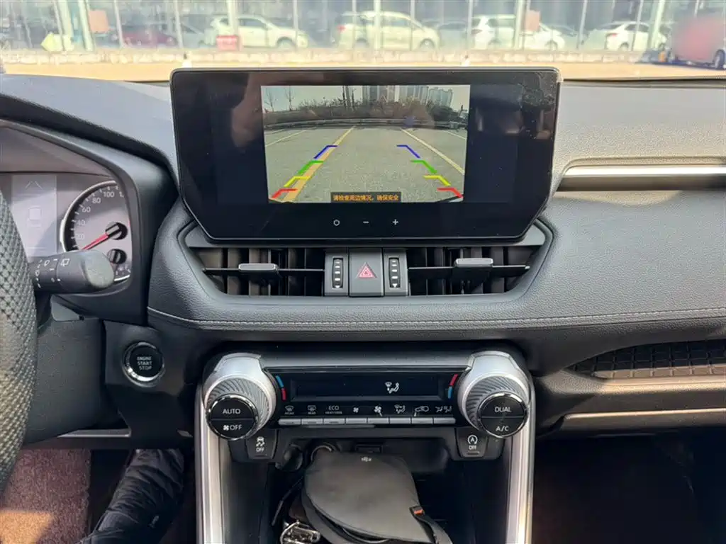 Toyota Wildlander 2023 2.0L CVT FWD Urban фото 9
