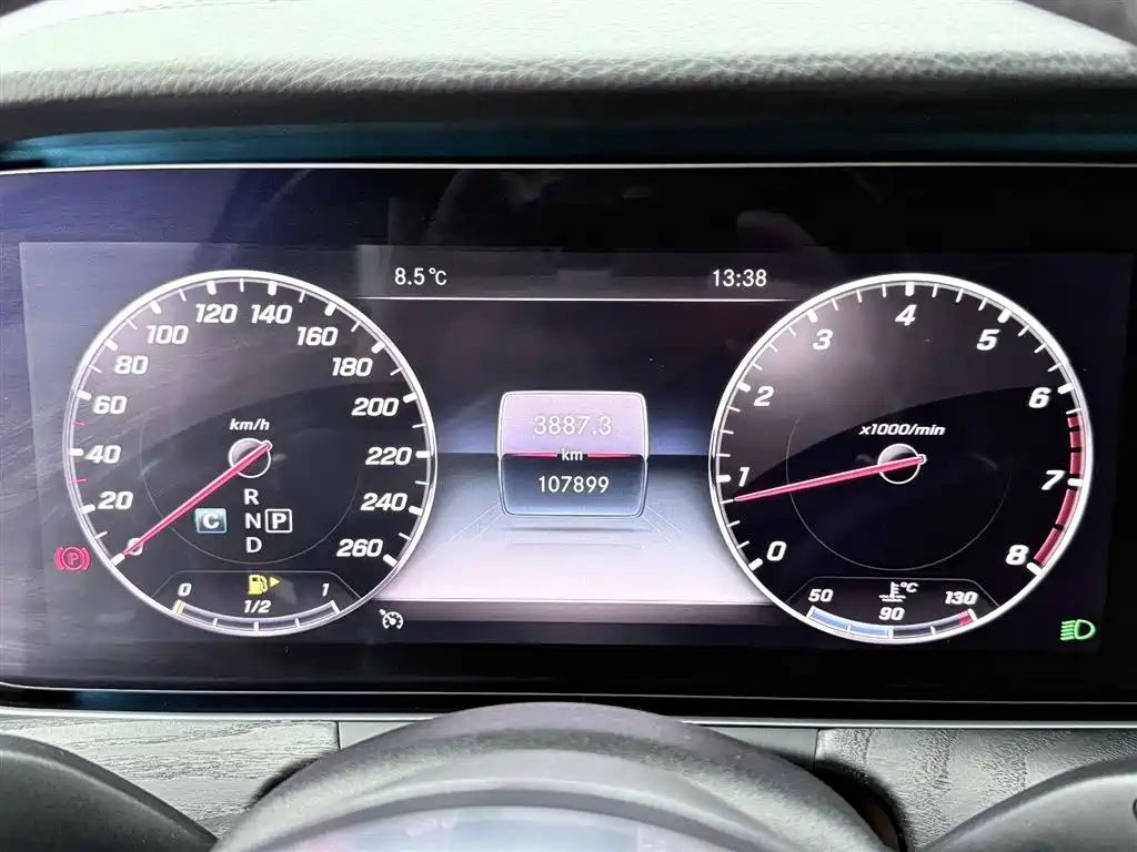Mercedes-Benz E-Class 2019 E 200 L Sport фото 10