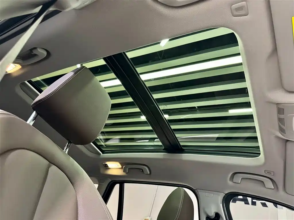 BMW X1 2022 sDrive25Li Leading фото 26