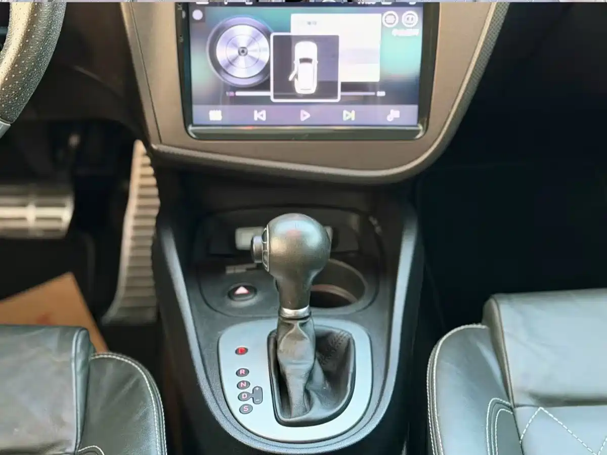 SEAT LEON 2012 2.0TSI CUPRA фото 9