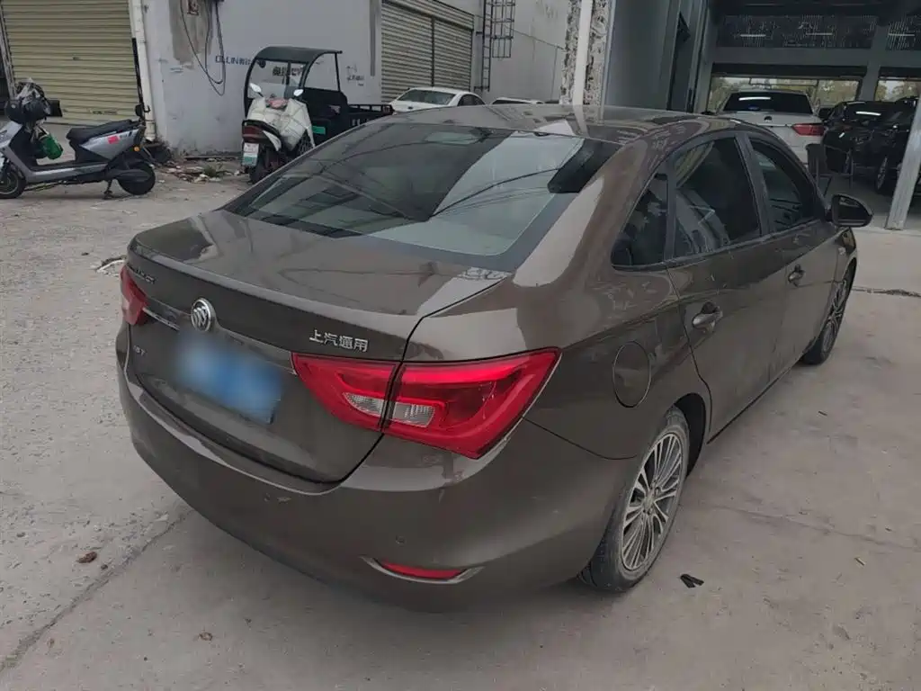 Buick Excelle 2017 18T Dual-Clutch Elite фото 7
