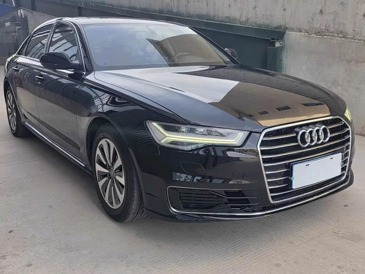 Audi A6L 2017 30 FSI Comfort фото 3