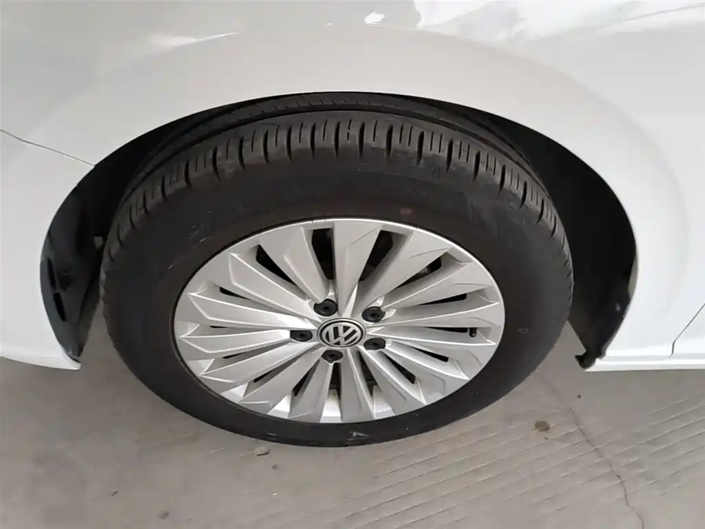 Volkswagen Lavida 2019 1.5L Auto Vision Edition China VI фото 23