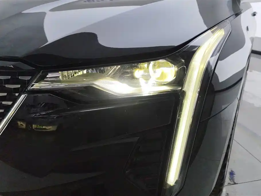 Cadillac CT4 2023 25T Fashion Edition фото 5