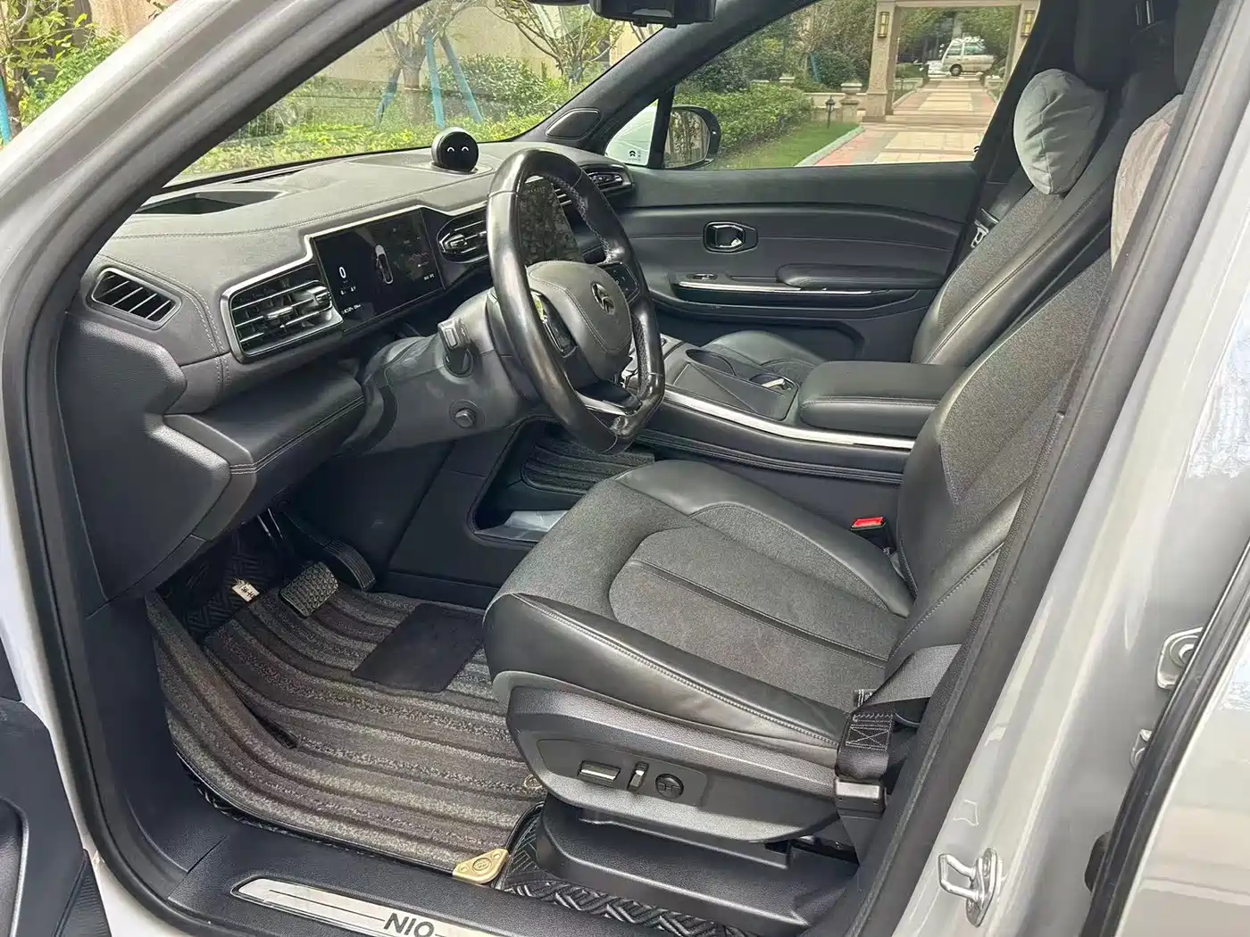 Фото 4 - NIO EC6