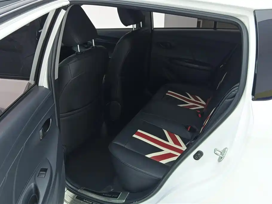 Toyota Vios FS 2017 1.5L CVT Fengchi Edition фото 11