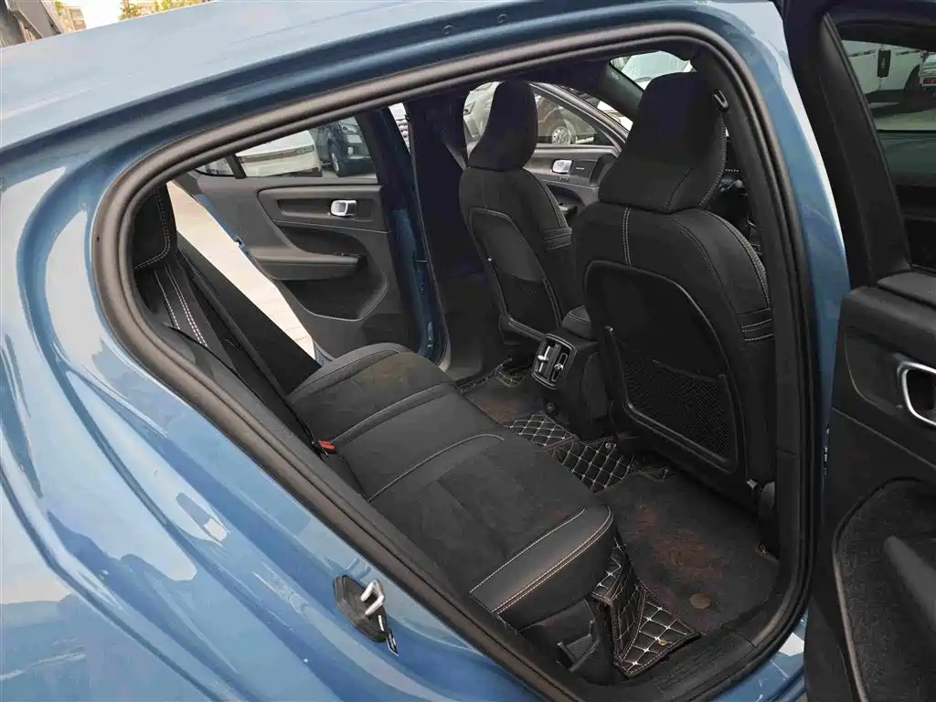 Volvo C40 2023 2022 Long Range Edition PRO