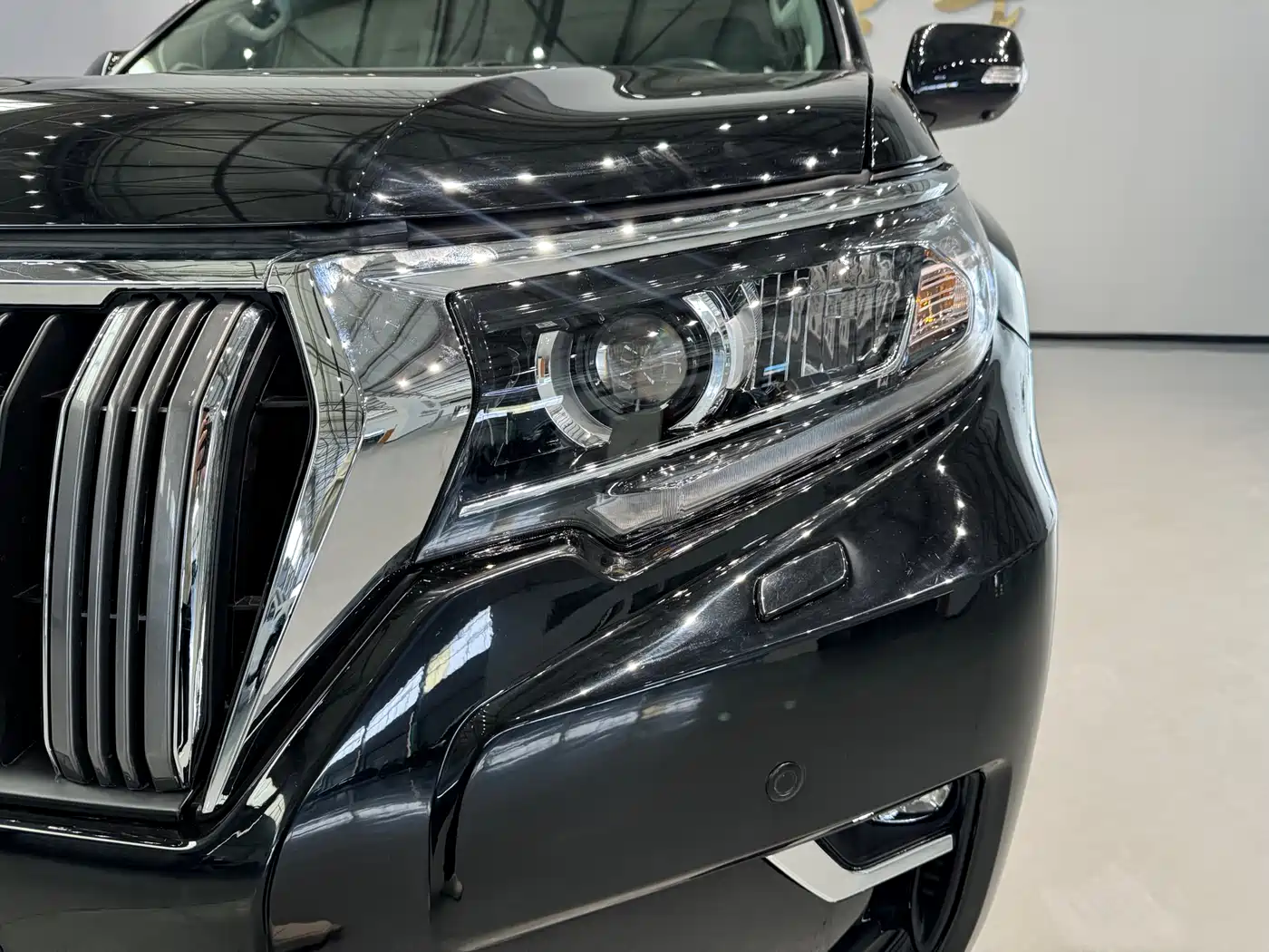 Toyota Prado 2014 4.0L Automatic TX-L фото 10