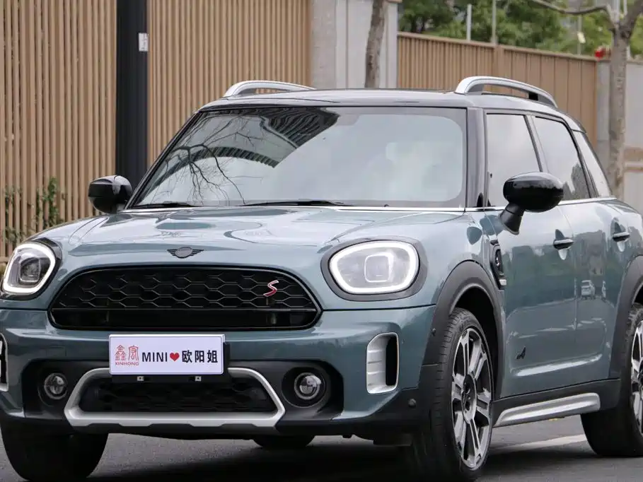 MINI COUNTRYMAN 2024 2023 Facelift 2.0T COOPER S ALL4 Connoisseur