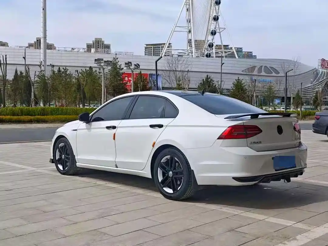 Volkswagen Lamando 2021 280TSI DSG Comfort Edition фото 4
