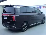 Фото 30 - Hongqi HQ9