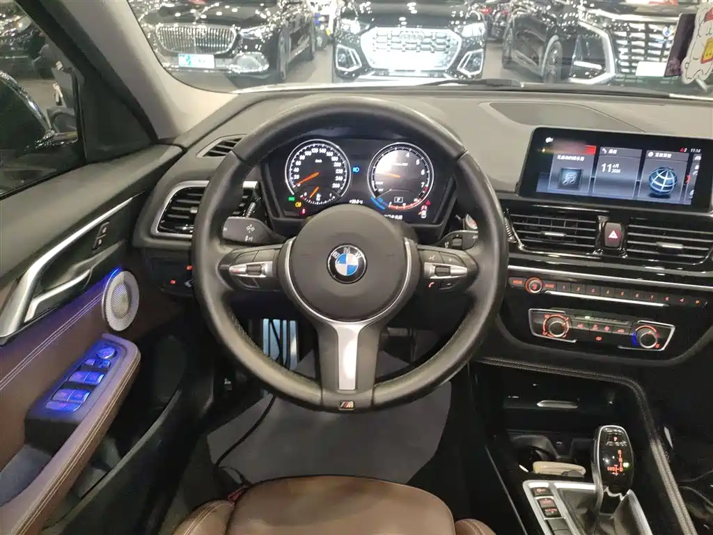 BMW 1 Series 2021 125i M Sport Black Night Edition фото 7