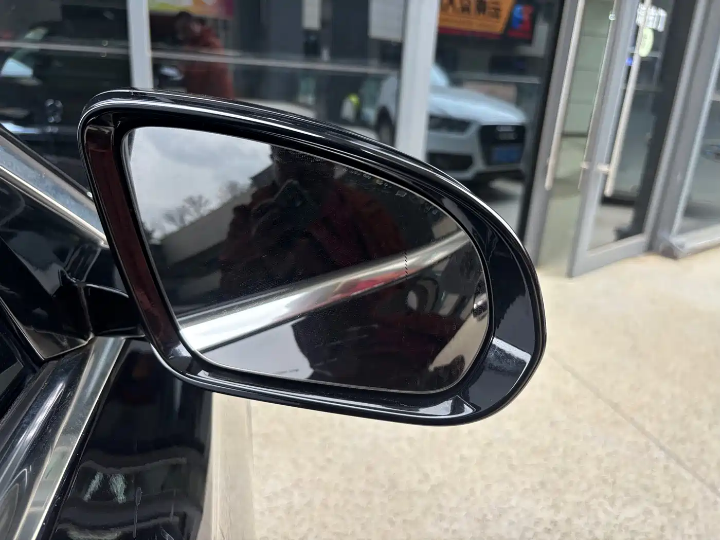 Mercedes-Benz E-Class 2018 E 200 L фото 36