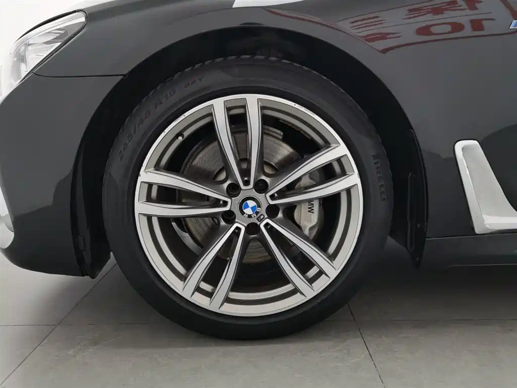 BMW 7 Series 2018 730Li Leading Type M Sport Package фото 17