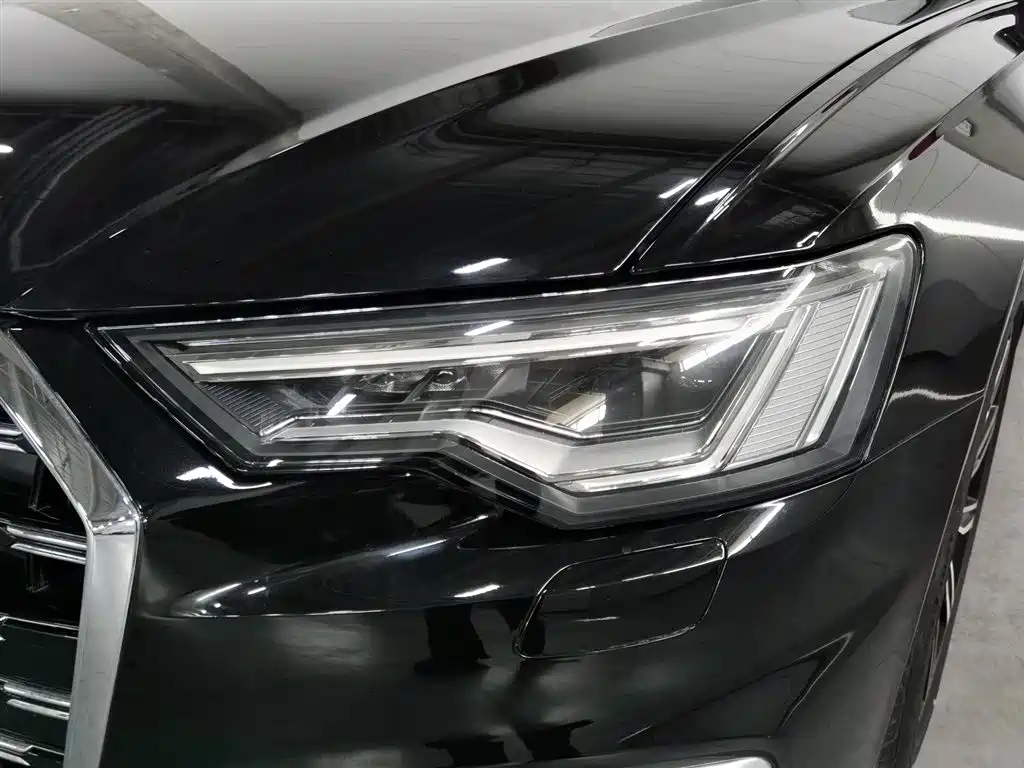 Audi A6L 2023 45 TFSI Premium Selection Dynamic фото 7