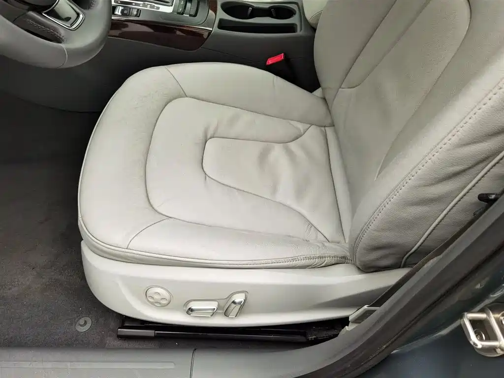 Audi A4L 2015 35 TFSI Auto Comfort фото 20