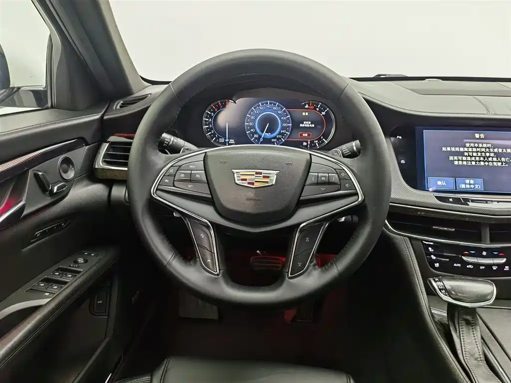 Photo 11 - Cadillac CT6