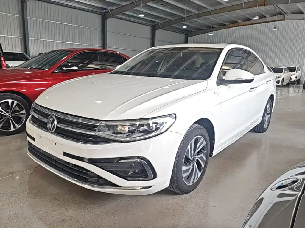 Фото 2 - Volkswagen Bora