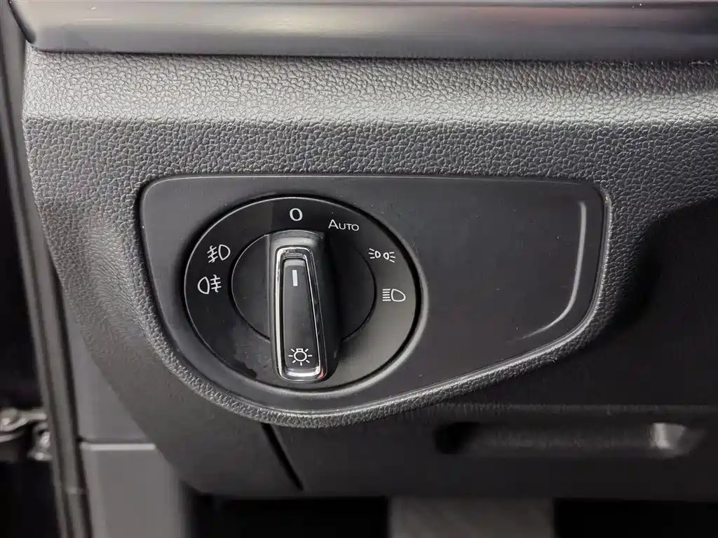 Volkswagen Teramont 2019 380TSI 4WD Comfort China VI фото 21